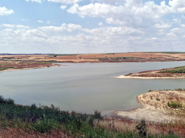 Tekirdağ'daki Türkmeneli Göleti'nde su seviyesi yüzde 5'in altına düştü