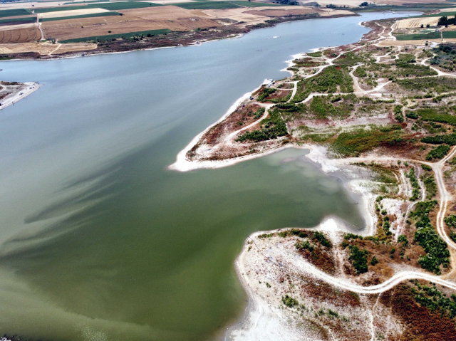 Tekirdağ'daki Türkmeneli Göleti'nde su seviyesi yüzde 5'in altına düştü