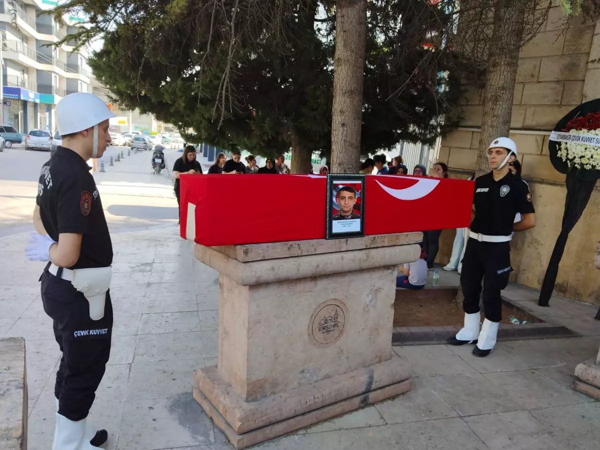Motosiklet Kazasında Hayatını Kaybeden Polis Memuru Defnedildi
