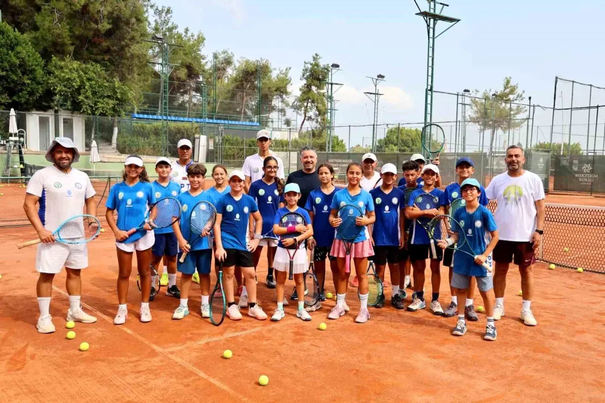 Ürdünlü Tenisçiler Adana'da Kamp Yaptı
