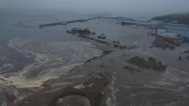 24-hour warning after the 8.8 mega earthquake! Tsunami wave is moving at 700 km/h