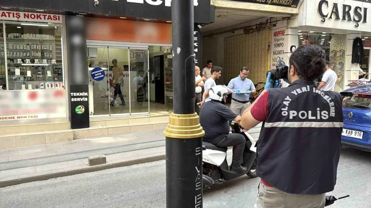 Sivas'ta 19 Cep Telefonu Çalındı