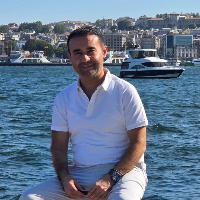 Güçlü sesiyle şöhret olmuştu! Hem yeni mesleği hem son hali şaşırttı Güçlü sesiyle şöhret olmuştu! Hem yeni mesleği hem son hali şaşırttı