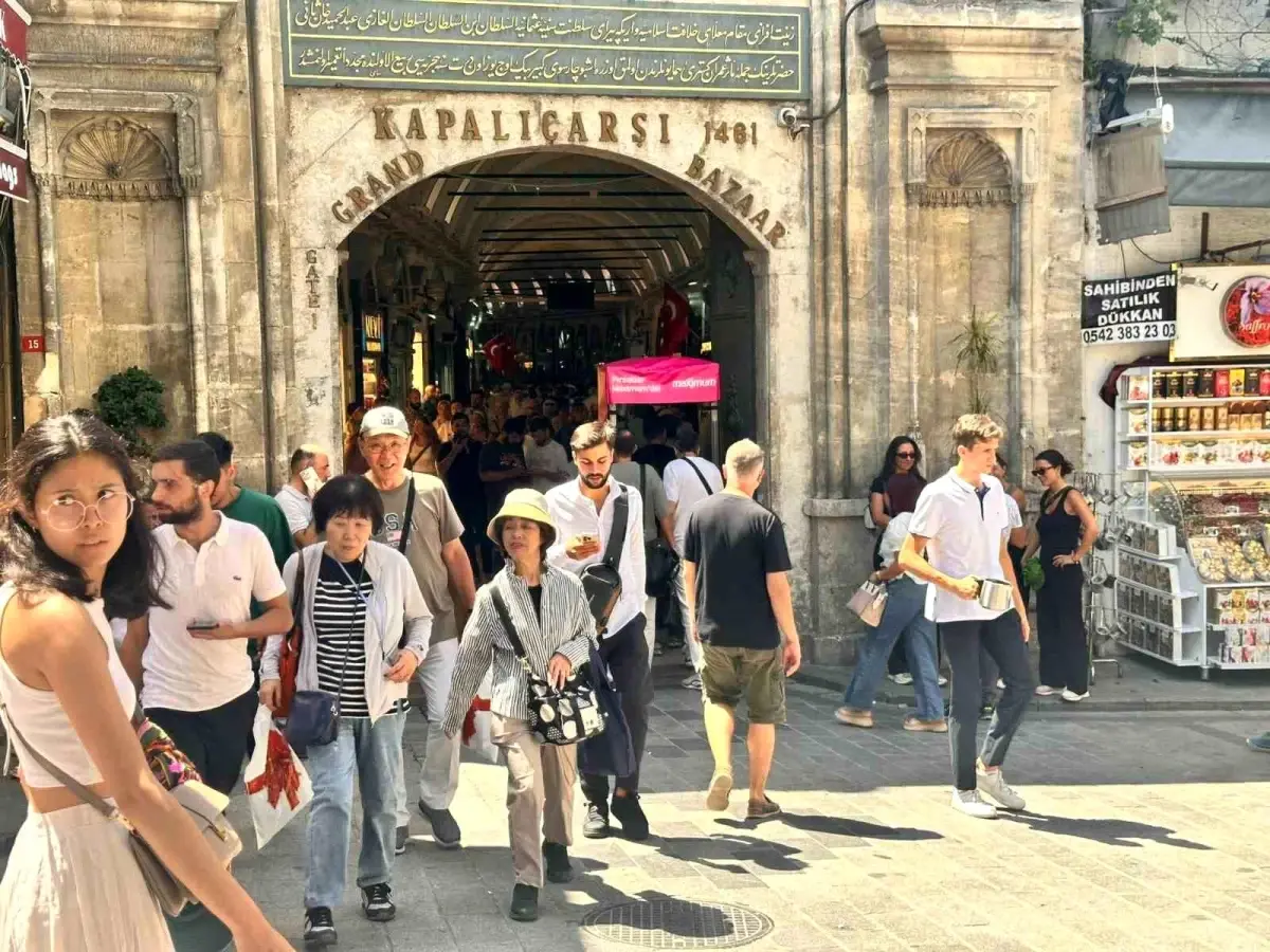 Kapalıçarşı, 2025'in İlk Yarısında 5 Milyon Turisti Ağırladı