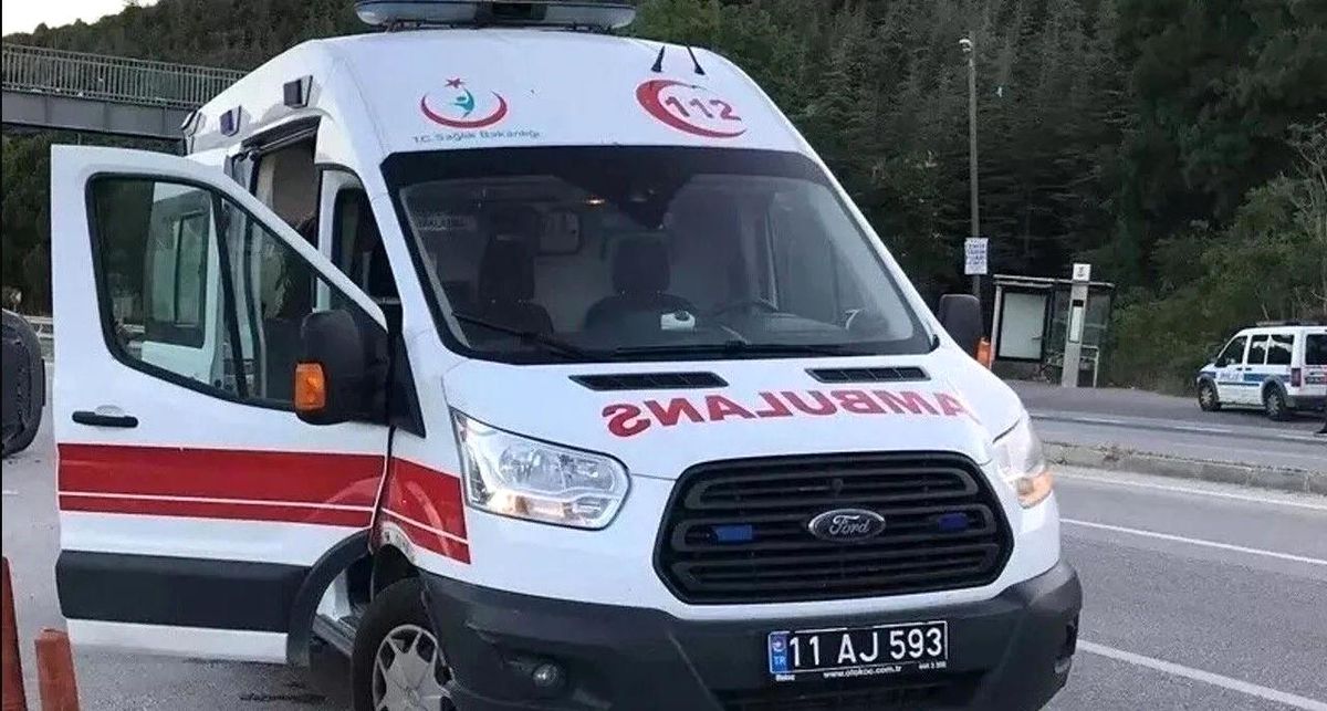 Bilecik'te Motorlu Bisiklet Kazası: Sürücü Yaralandı
