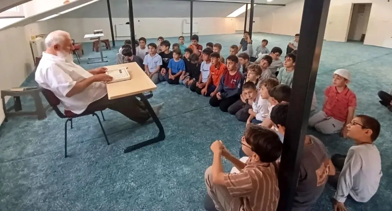 Aile Müessesesi ve Korunması Konulu Konferans Düzenlendi