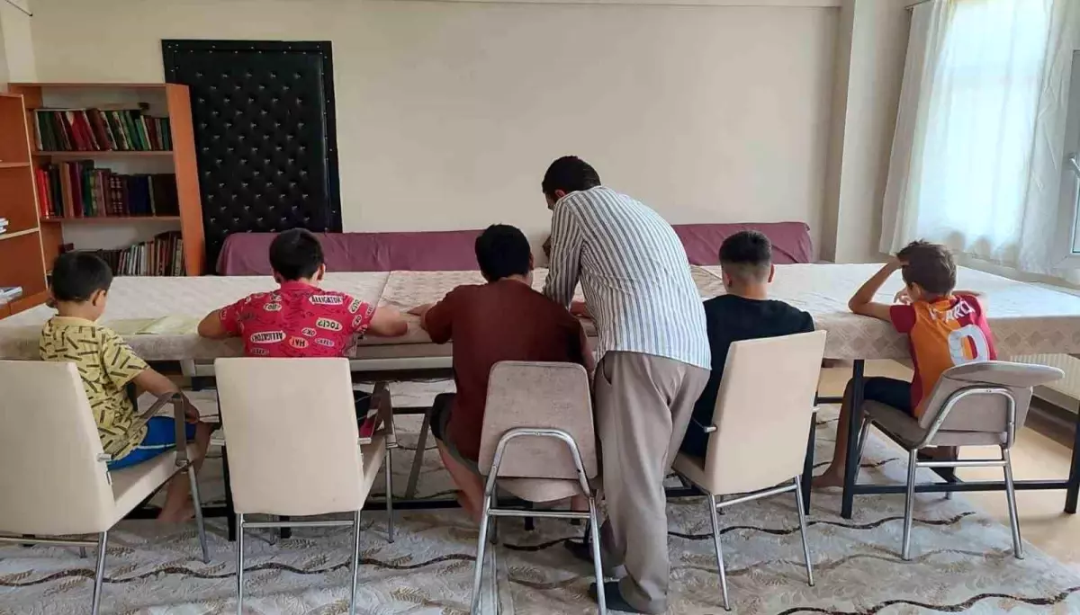 Muş'ta Çocuklara Kur'an-ı Kerim Eğitimi