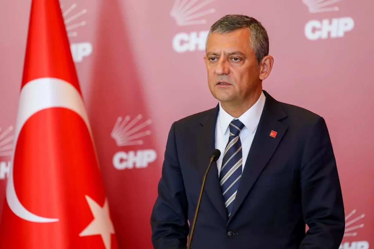 Özel'in şartı kabul edildi! CHP, Terörsüz Türkiye Komisyonu'na katılacak