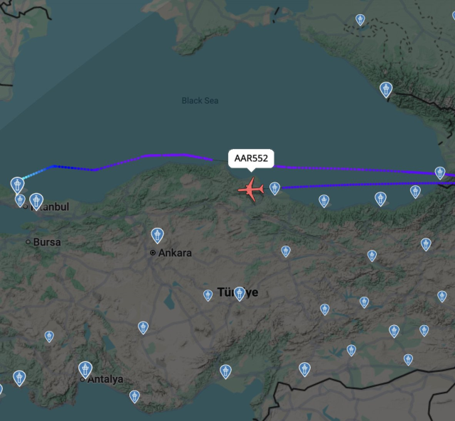 Power bank fell between the seats, the plane returned to Istanbul