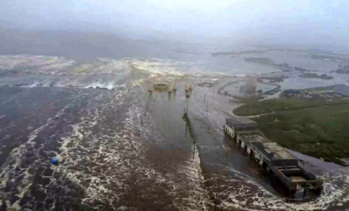 Kamçatka'da 8.8 Büyüklüğündeki Deprem Sonrası Tsunami Uyarısı