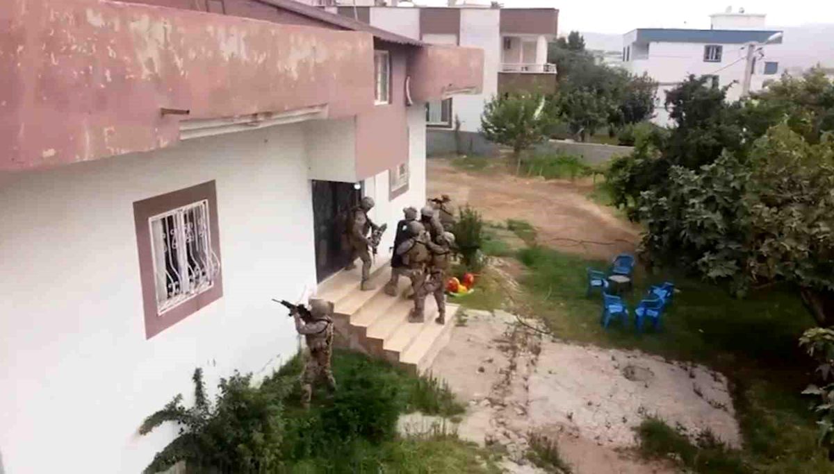 Şırnak'ta Silah Kaçakçılığı Operasyonu: 6 Tutuklama