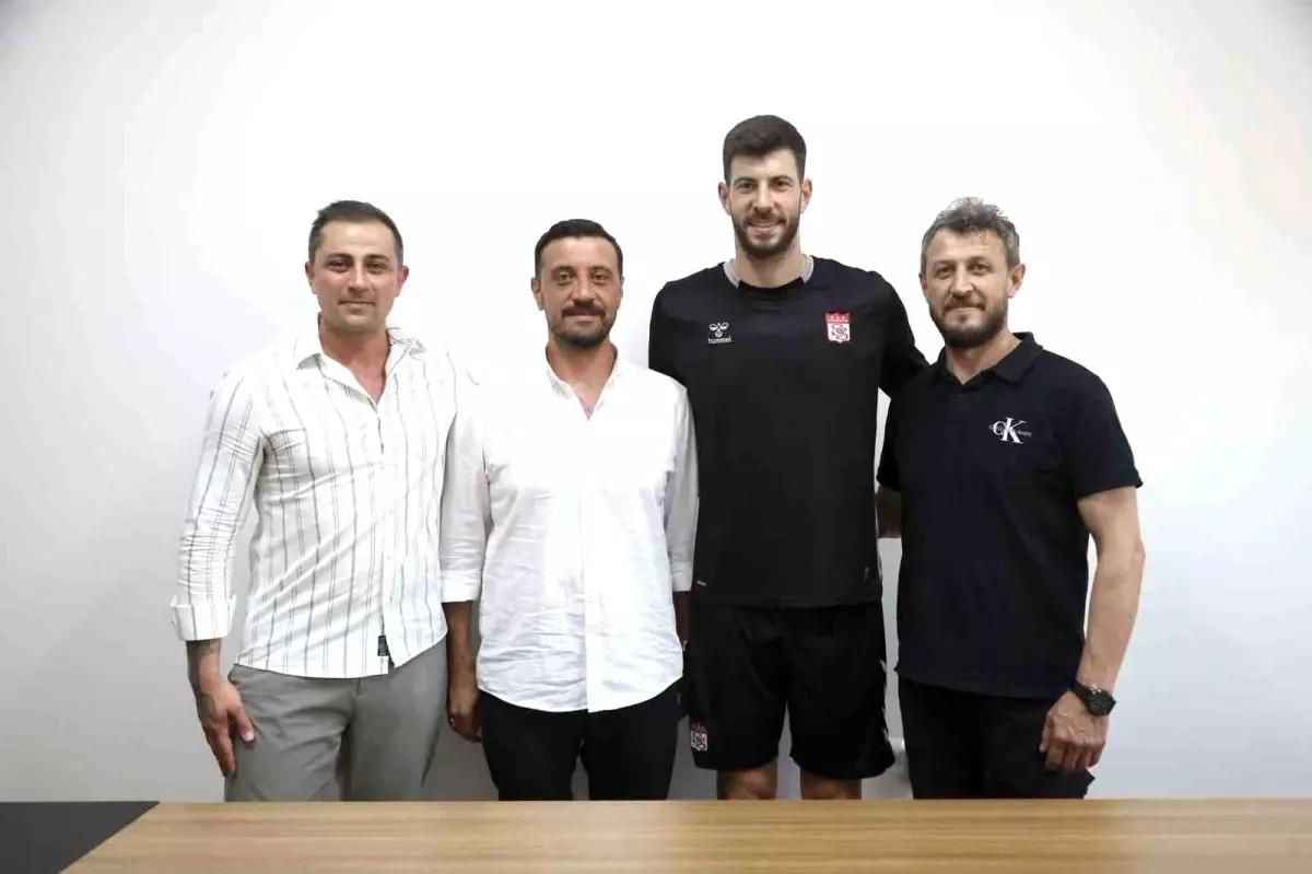 Sivasspor, Kaleci Göktuğ Bakırbaş ile Anlaştı