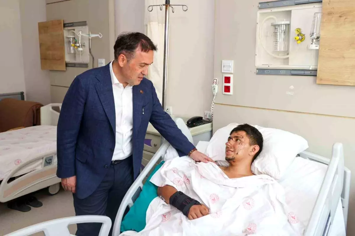 Vali Sözer'den hastaneye moral ziyareti
