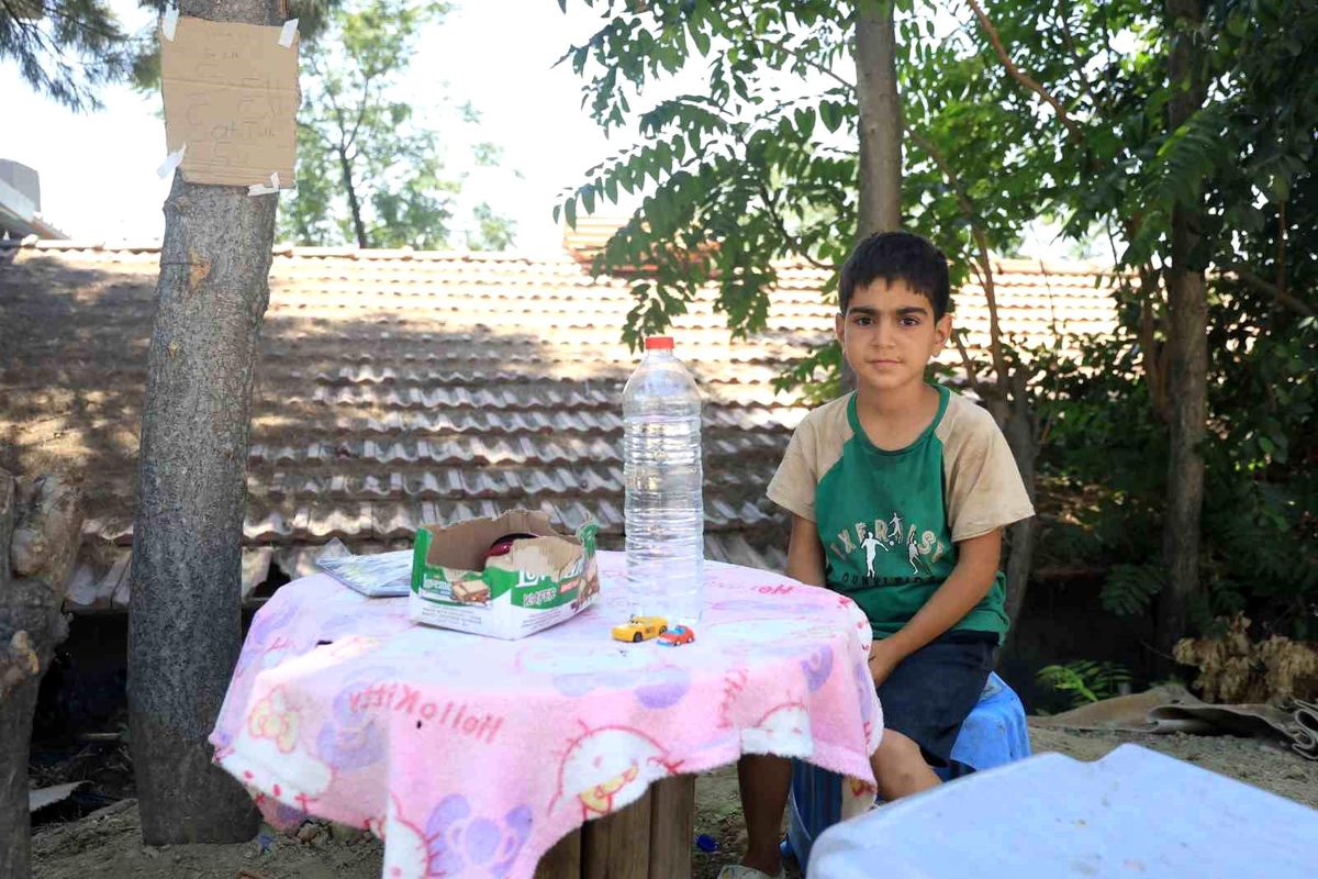 Hayalindeki Bisiklet İçin Su Satan 9 Yaşındaki Çocuk