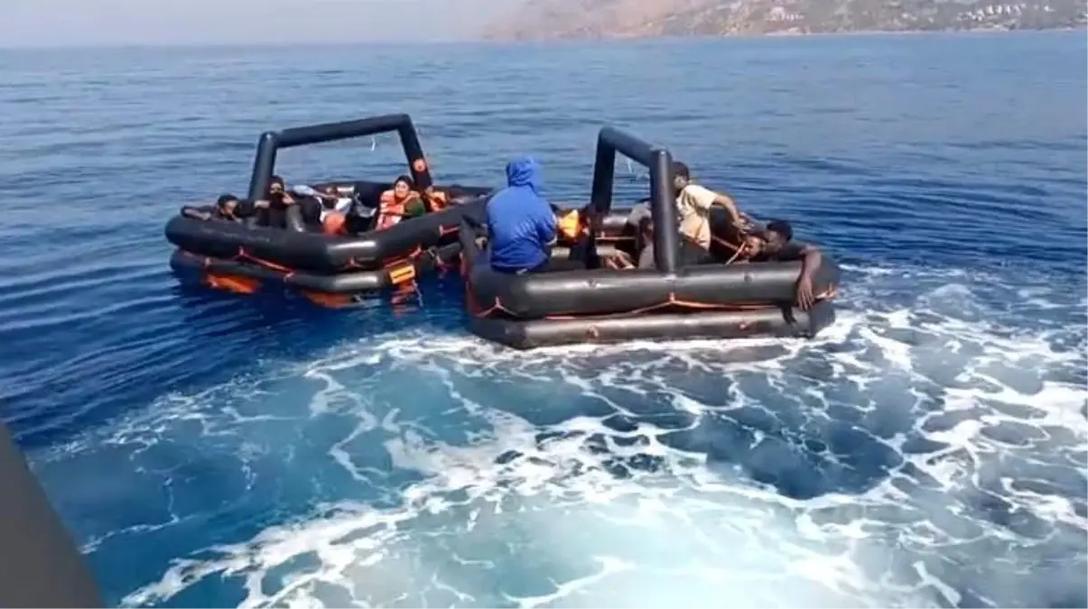 Çanakkale'de Yasadışı Geçişte Kaçak Göçmenler Kurtarıldı