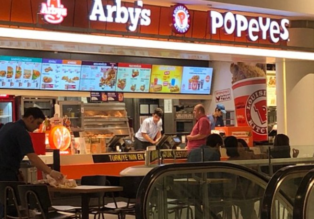 Arby's boykot mu, hangi ülkenin malı? Arby's İsrail'i destekliyor mu? Arby's boykot mu, hangi ülkenin malı? Arby's İsrail'i destekliyor mu?