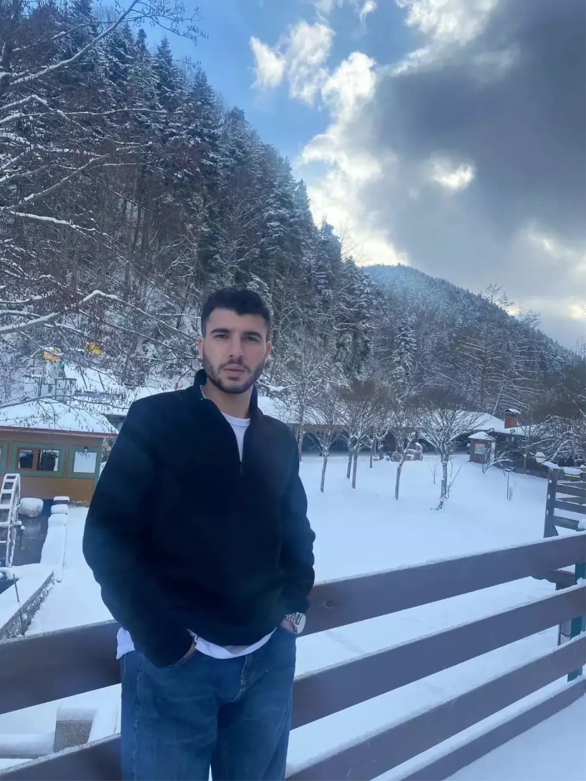 E-ticaret Dolandırıcılığı: Genç Adam 3 Yıl 4 Ay Hapis Cezasına Çarptırıldı