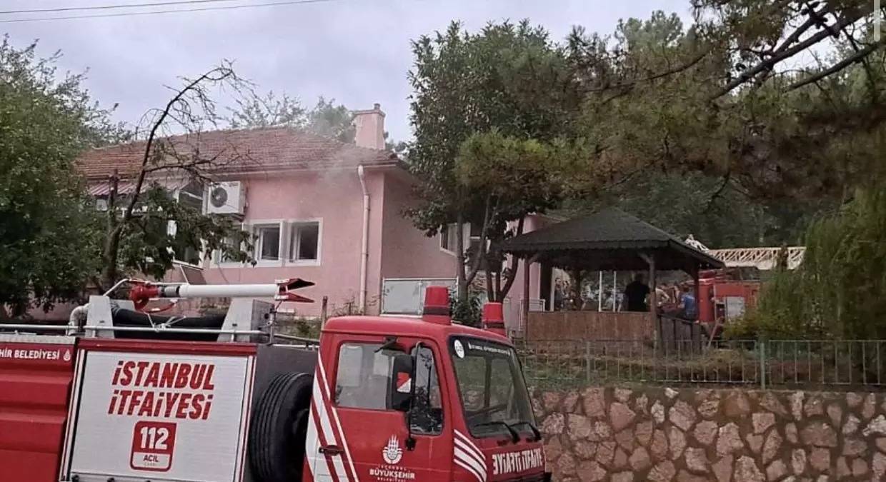 Kaymakam Lojmanında Elektrik Kontağından Yangın Çıktı