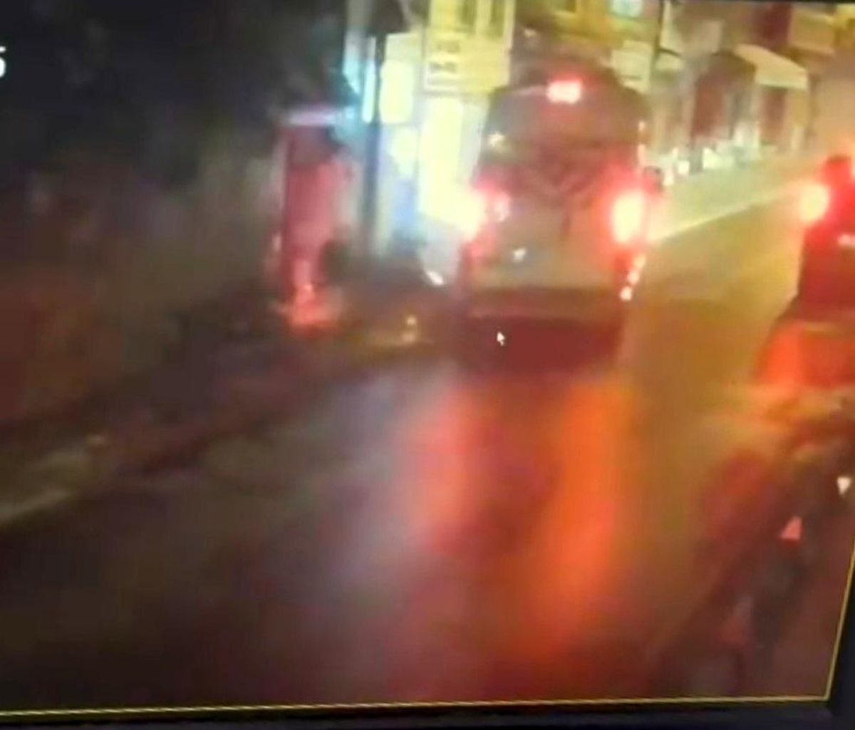 Beykoz'da Minibüs ile Motosiklet Çarpıştı: 27 Yaşındaki Sürücü Hayatını Kaybetti