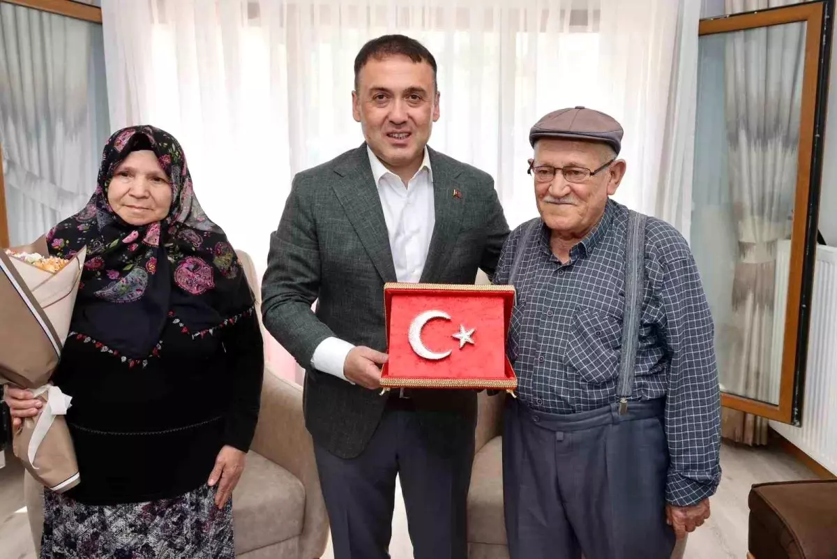 Bilecik Valisi Sözer şehit ailesi ile bir araya geldi