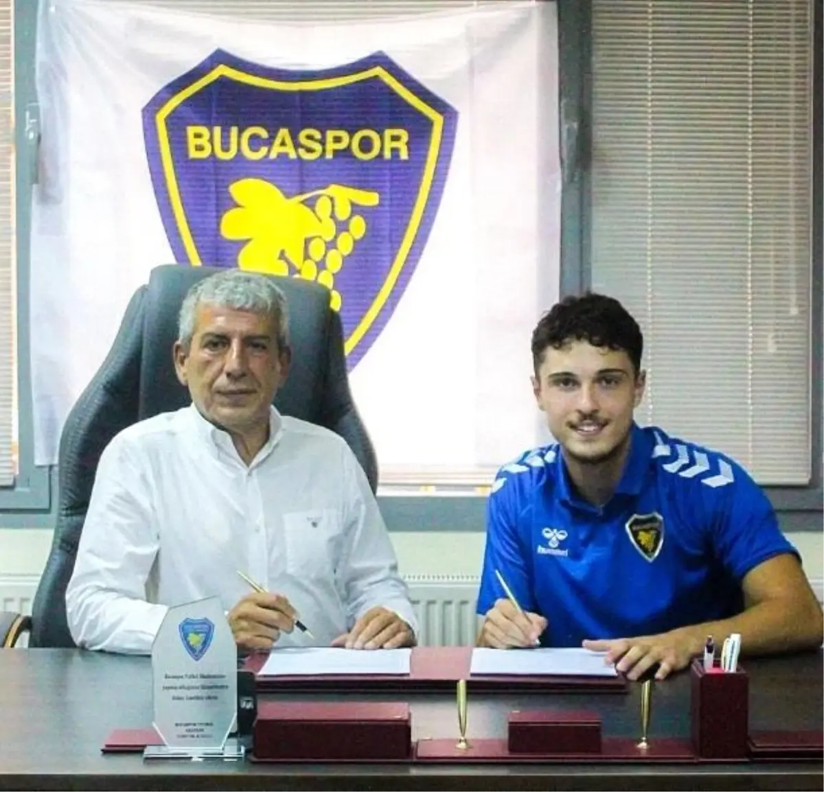 Bucaspor 1928, Akademisinden 5 Genç Oyuncuyla Profesyonel Sözleşme İmzaladı