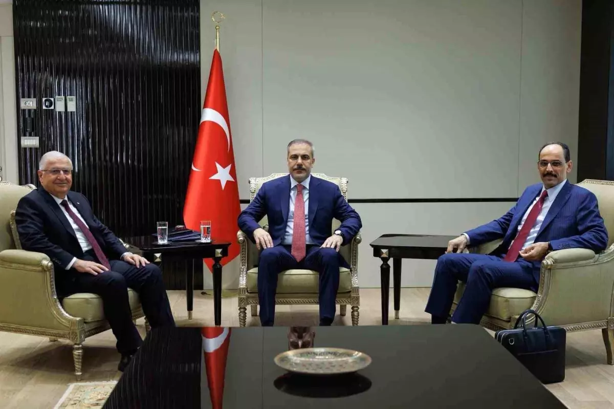 Dışişleri Bakanı Fidan, Milli Savunma Bakanı Güler ve MİT Başkanı Kalın Görüştü