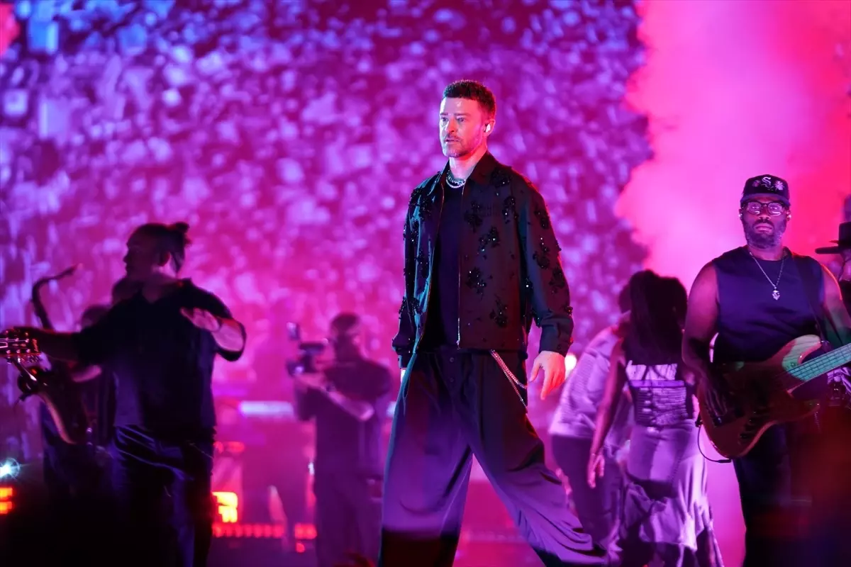 Duygu Özaslan isyan etti! Justin Timberlake konserinde ne oldu?