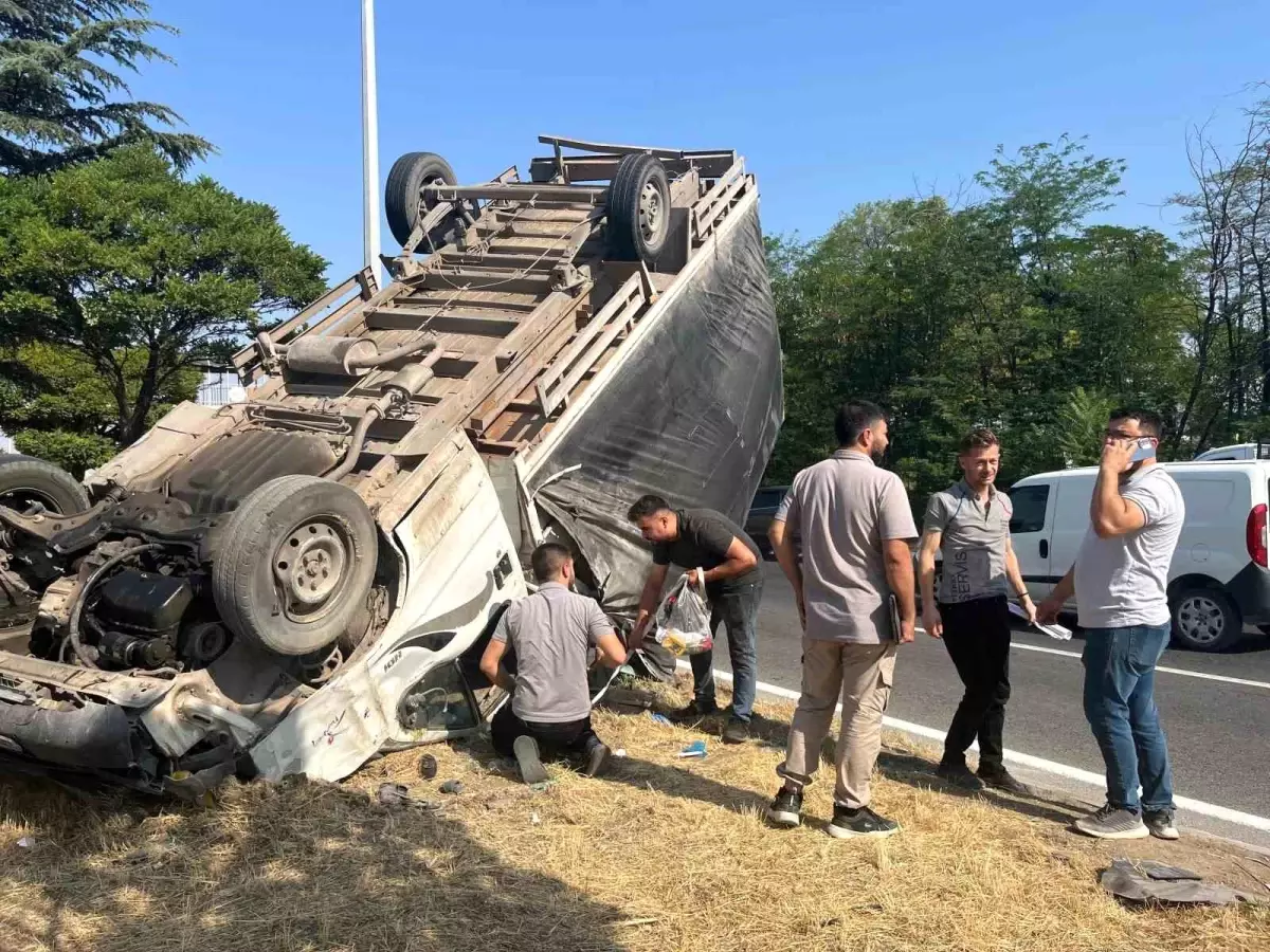 Eskişehir'de Trafik Kazası: İki Yaralı