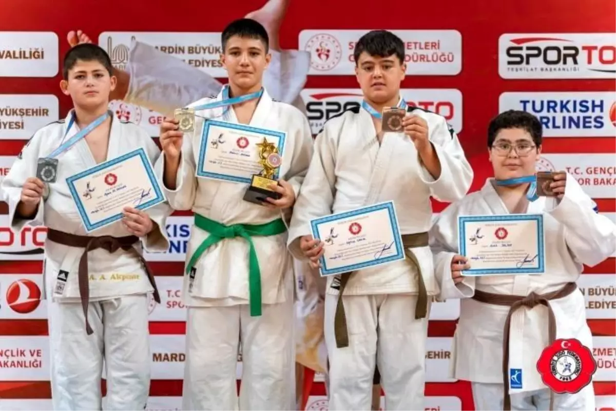 Bilecikli Sporcu Aybars Ali Akpınar Türkiye İkincisi Oldu