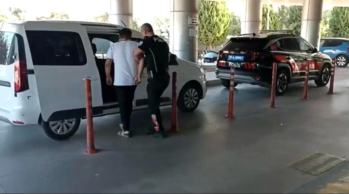 İzmir'de Eş Zamanlı Operasyon: 114 Aranan Şahıs Yakalandı