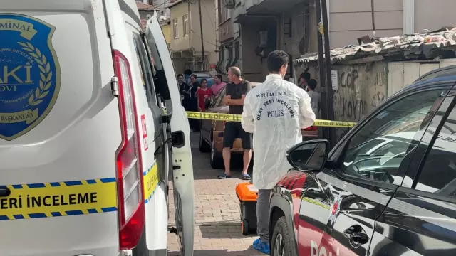 He killed his roommate by cutting his throat in Kağıthane