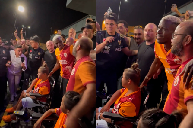 The moment that made an impact at the welcome! Osimhen got out of his car as soon as he saw them