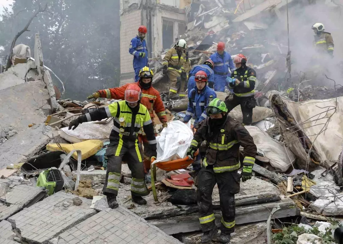 Kiev'e Yönelik Rus Hava Saldırısında Can Kaybı 11'e Yükseldi