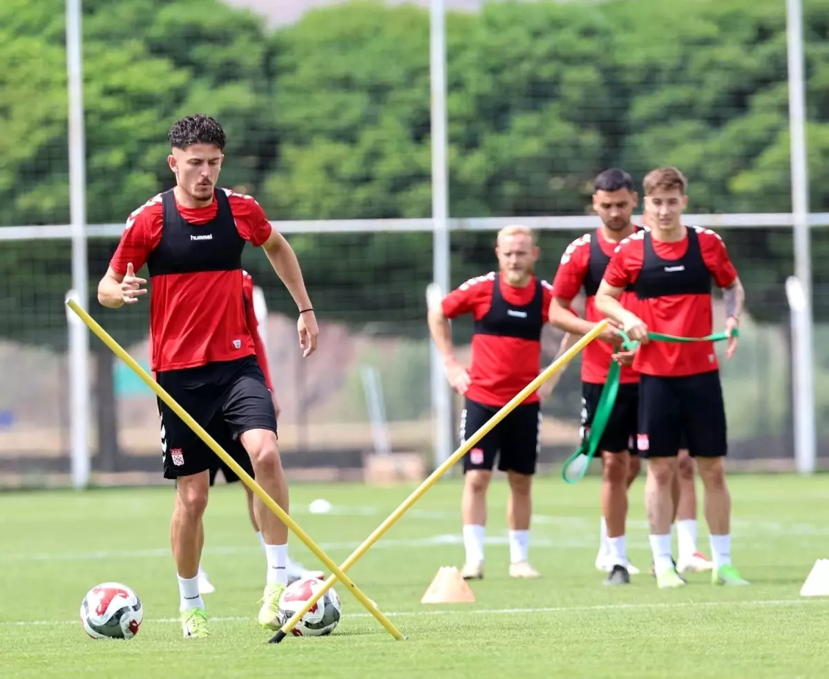 Sivasspor, Erzurumspor FK Maçı İçin Hazırlıklarına Devam Ediyor