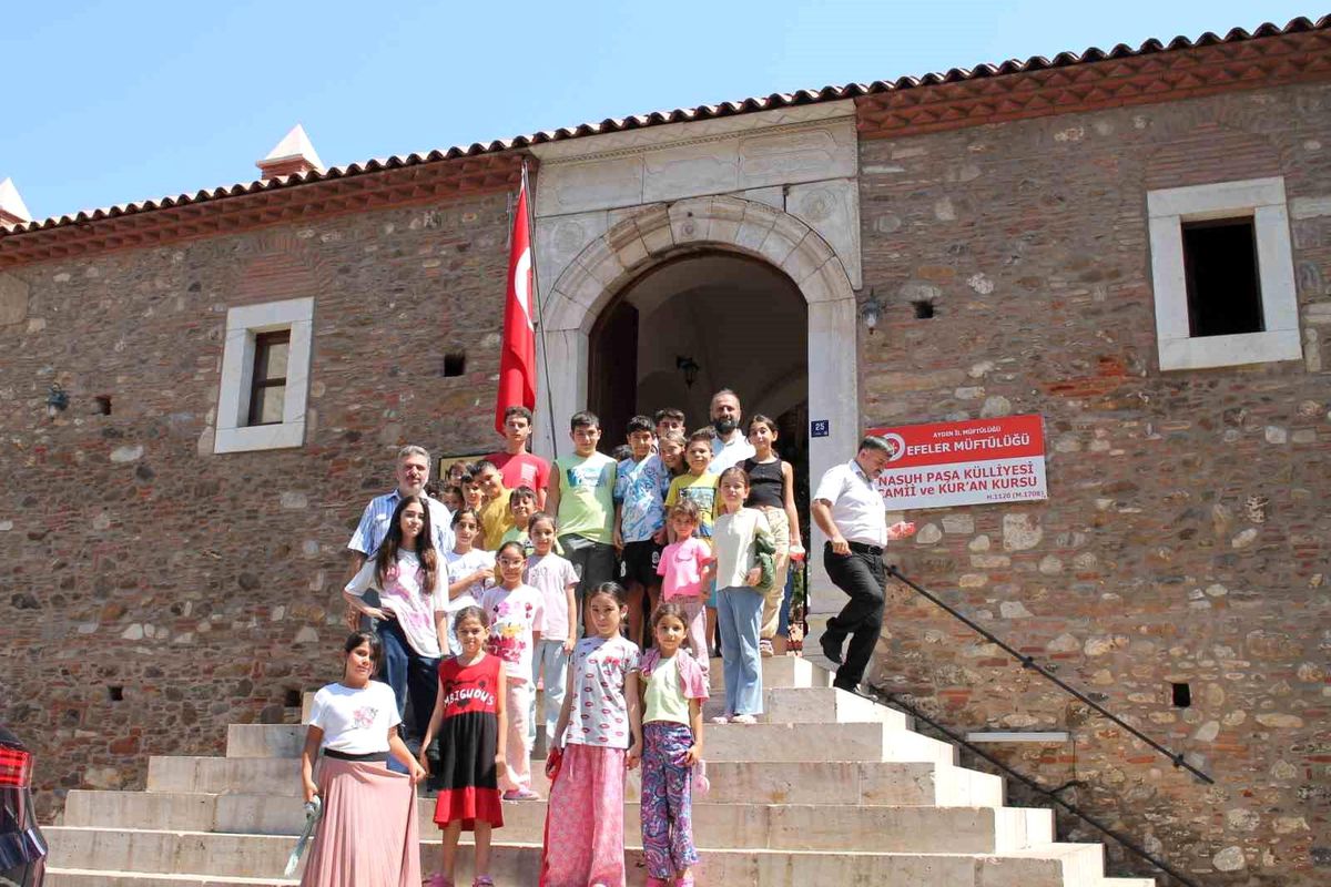 Aydın Valisi Canbolat, Yaz Kur'an Kursu'nu Ziyaret Etti