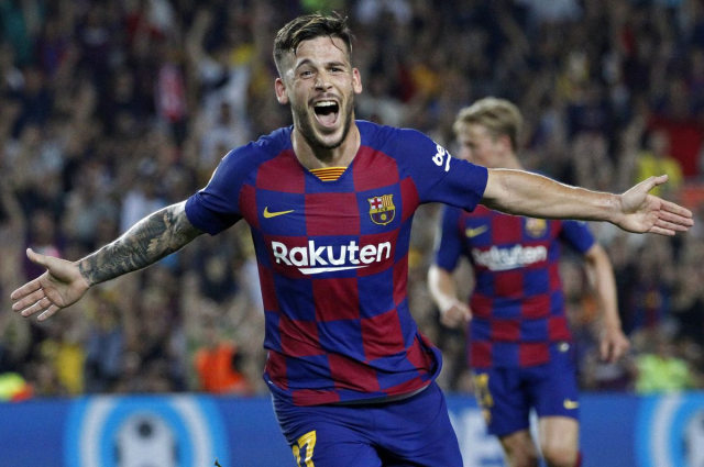 The star footballer's genitals were bitten by a dog