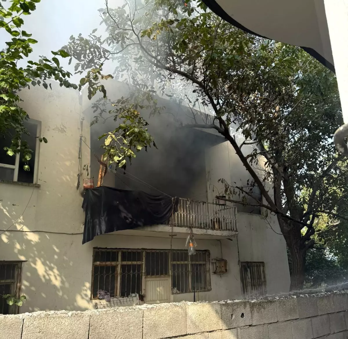 Adıyaman'da Evde Yangın Paniğe Neden Oldu
