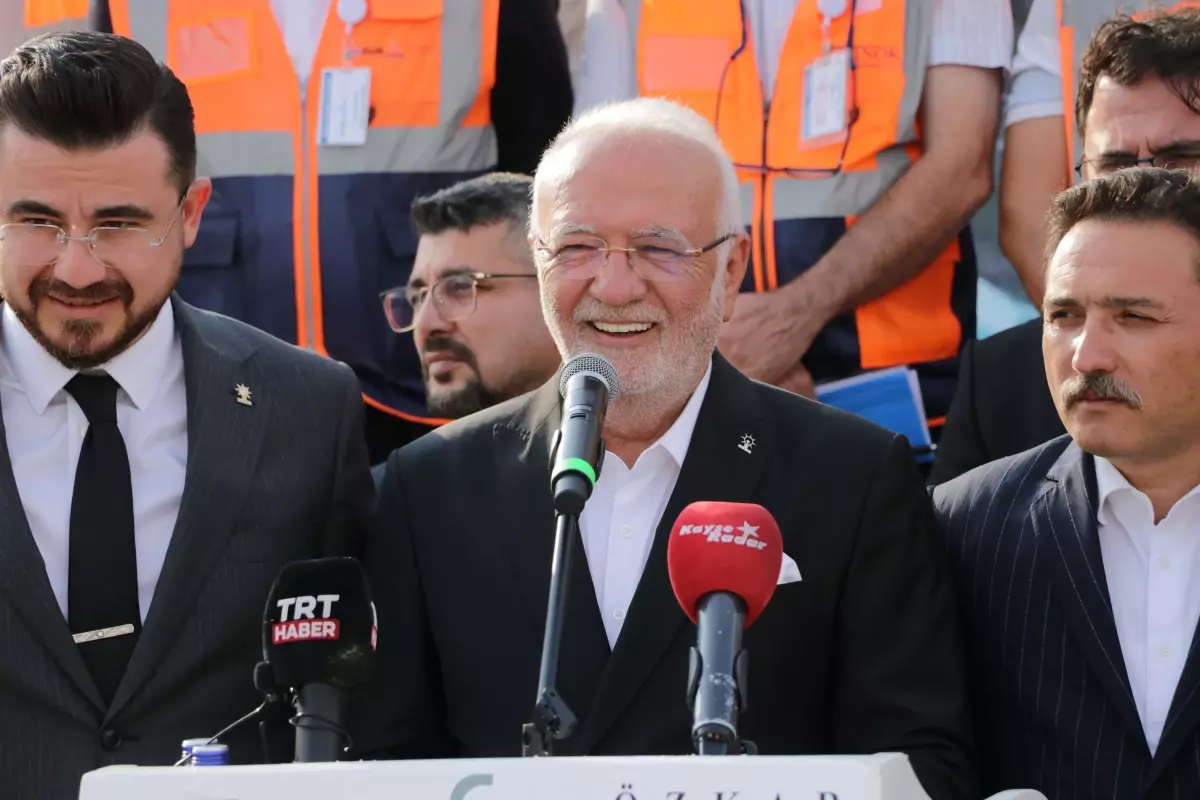 Mustafa Elitaş, Hızlı Tren Şantiyesindeki İncelemelerini Tamamladı