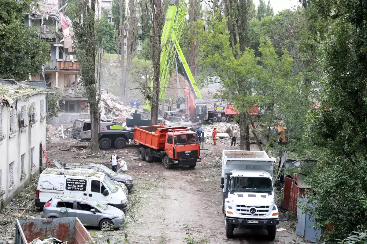 Kiev'e Rus Saldırısı: 6 Ölü, 52 Yaralı