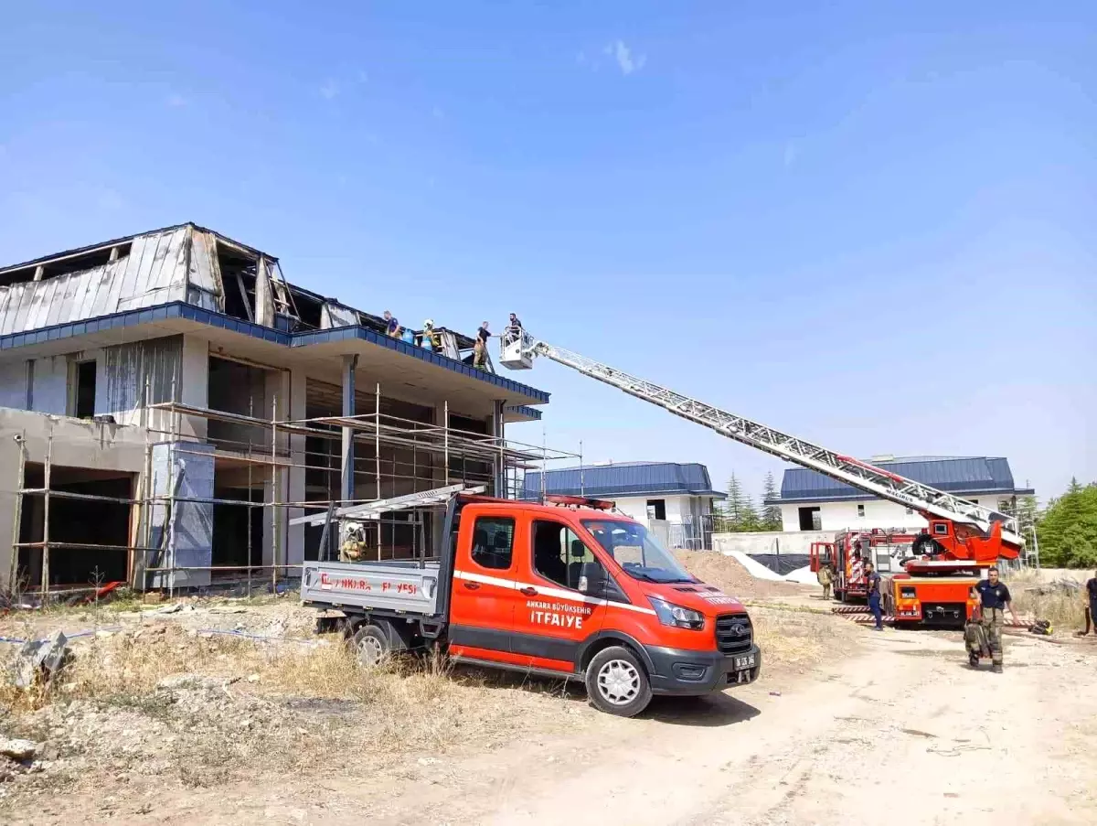 Ankara'da İnşaat Halindeki Binada Yangın