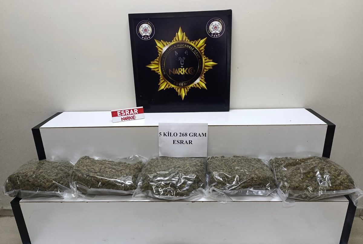 Balıkesir'de Uyuşturucu Operasyonu: 5 Kilo Esrar Ele Geçirildi