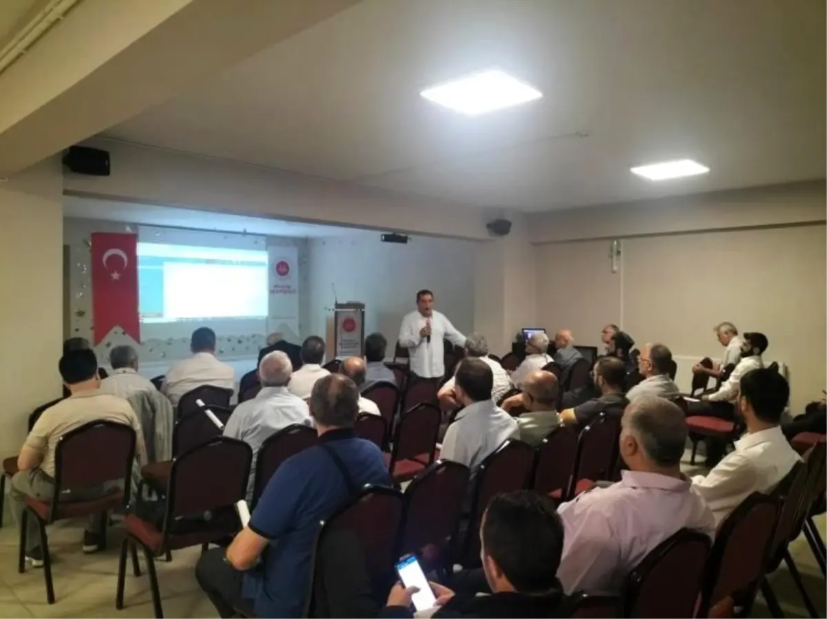 Bilecik'te Yaz Kur'an Kursları İçin Hizmet İçi Eğitim Semineri Düzenlendi