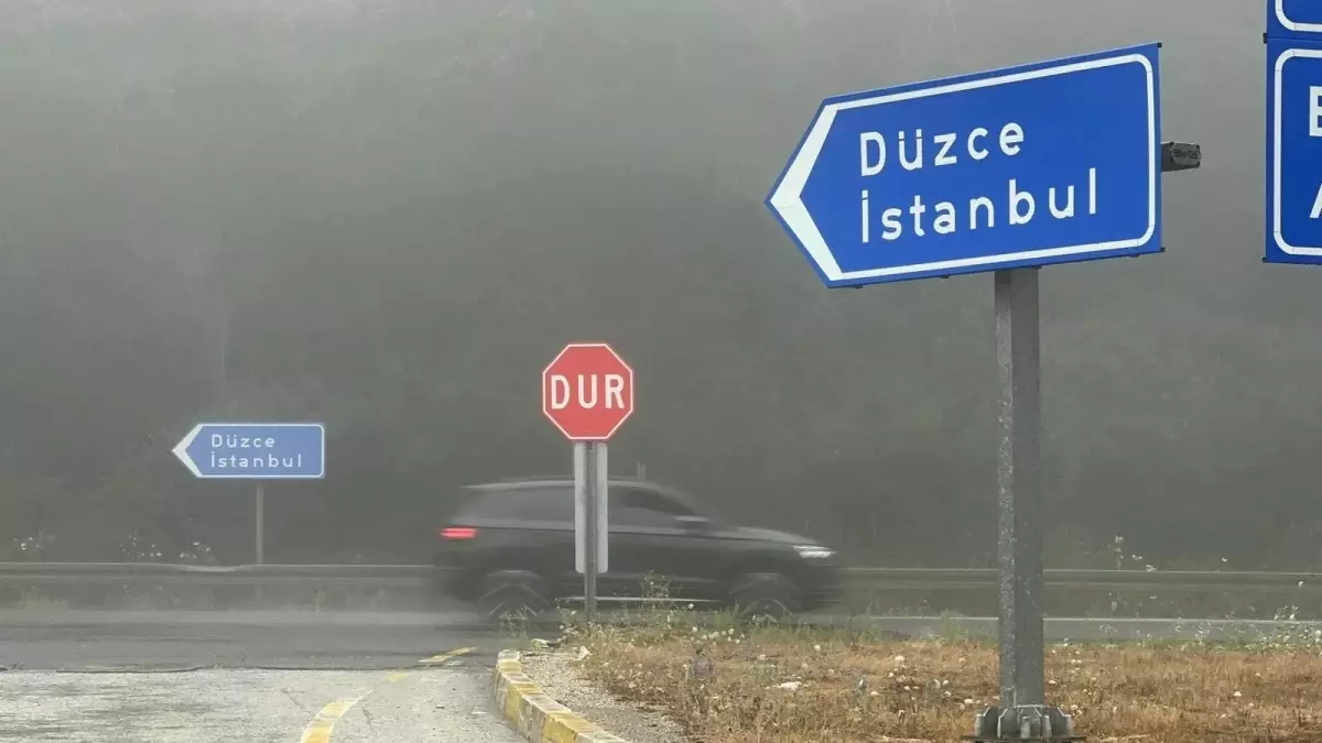 Bolu Dağı'nda Yağmur ve Sis Etkili Oldu