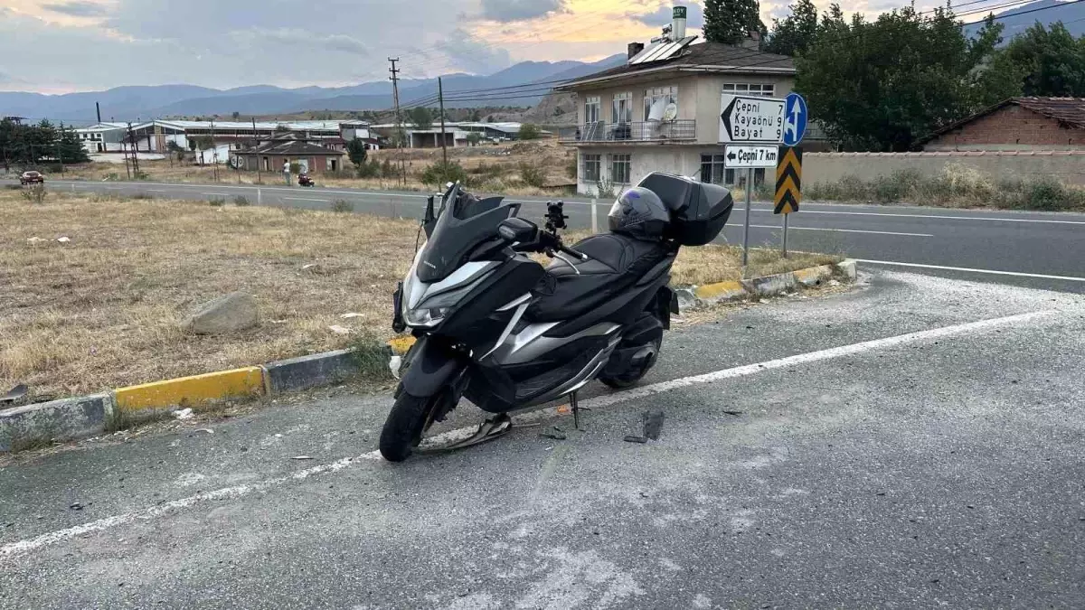 Kastamonu'da Otomobil ve Motosiklet Çarpıştı: 1 Yaralı