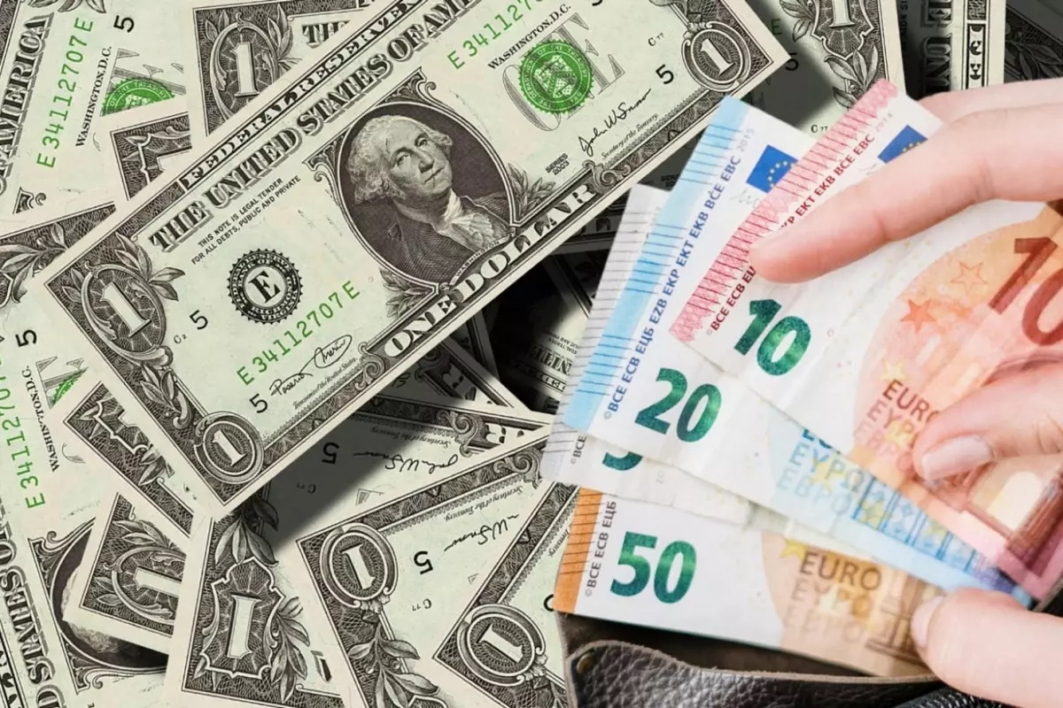 Döviz piyasasında hareketlilik: Dolar ve Euro'da yükseliş sürüyor