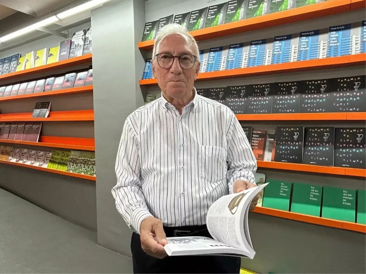 Göz Doktorundan Çini Sanatı Kitabı: Dr. Cahit Yılmaz'ın 'Seramik ve Çini Terimleri Sözlüğü'