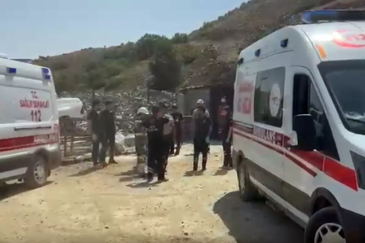 Elazığ&apos;da maden ocağında göçük! Bölgeye çok sayıda ekip sevk edildi