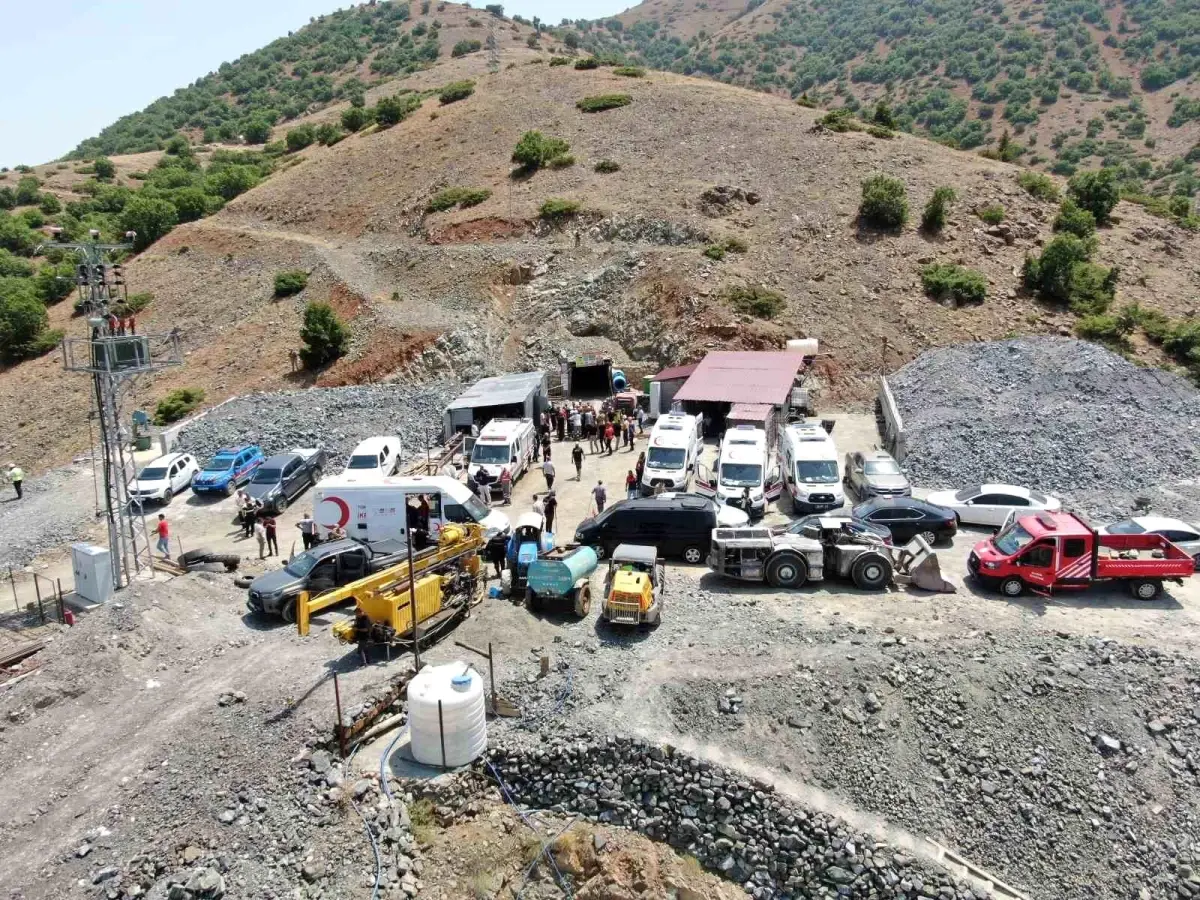 Elazığ'da Krom Ocağında Göçük: Kurtarma Çalışmaları Devam Ediyor