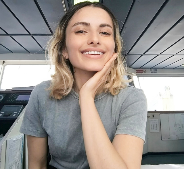 Eve balkondan girip boşanma aşamasındaki eşini öldürdü