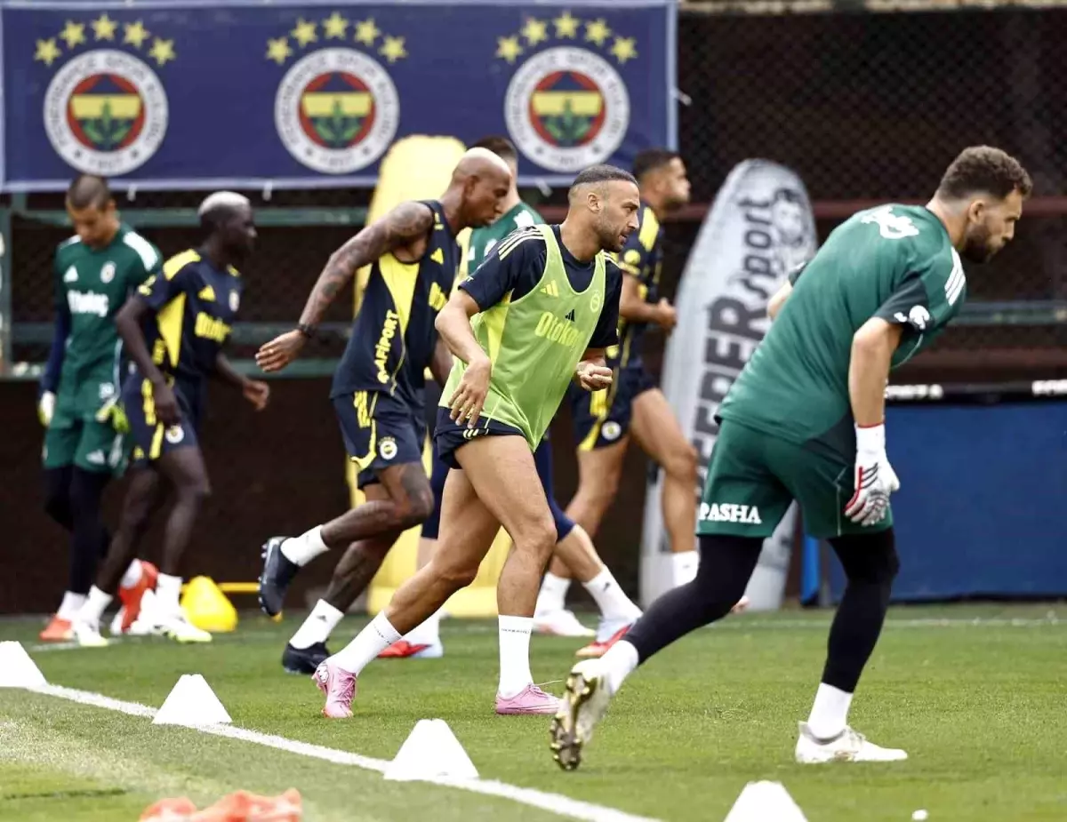 Fenerbahçe, Feyenoord Maçı Hazırlıklarına Başladı